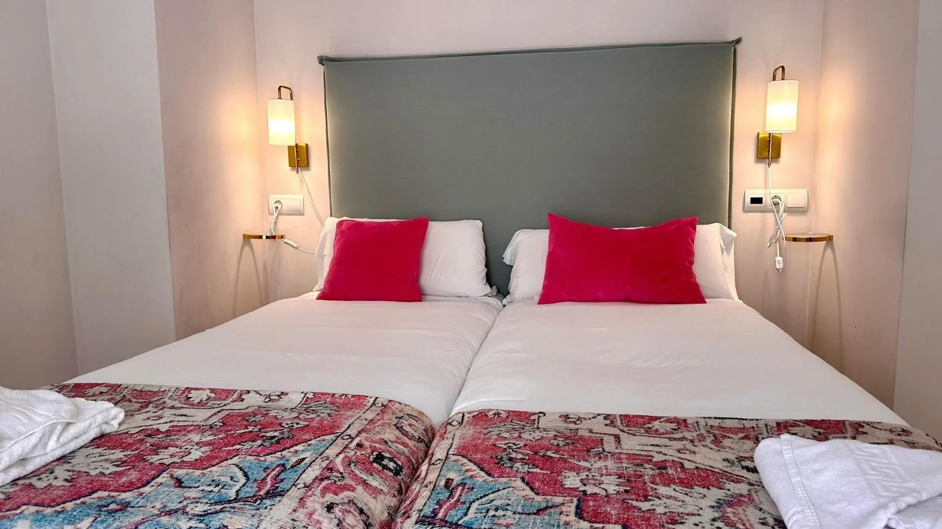 Urbe10 Pries Suite Màlaga Apartmán