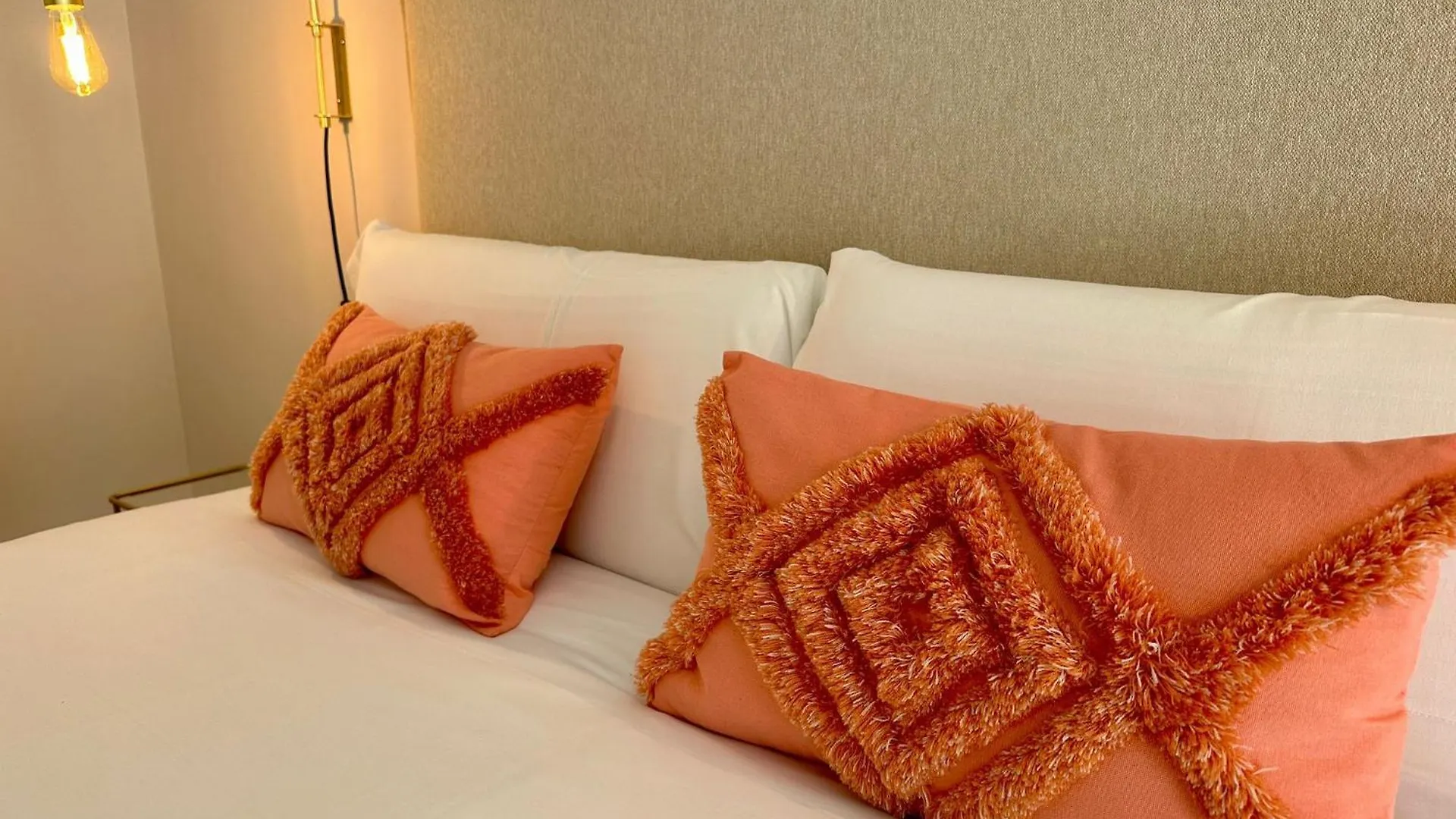 Urbe10 Pries Suite Màlaga Apartmán