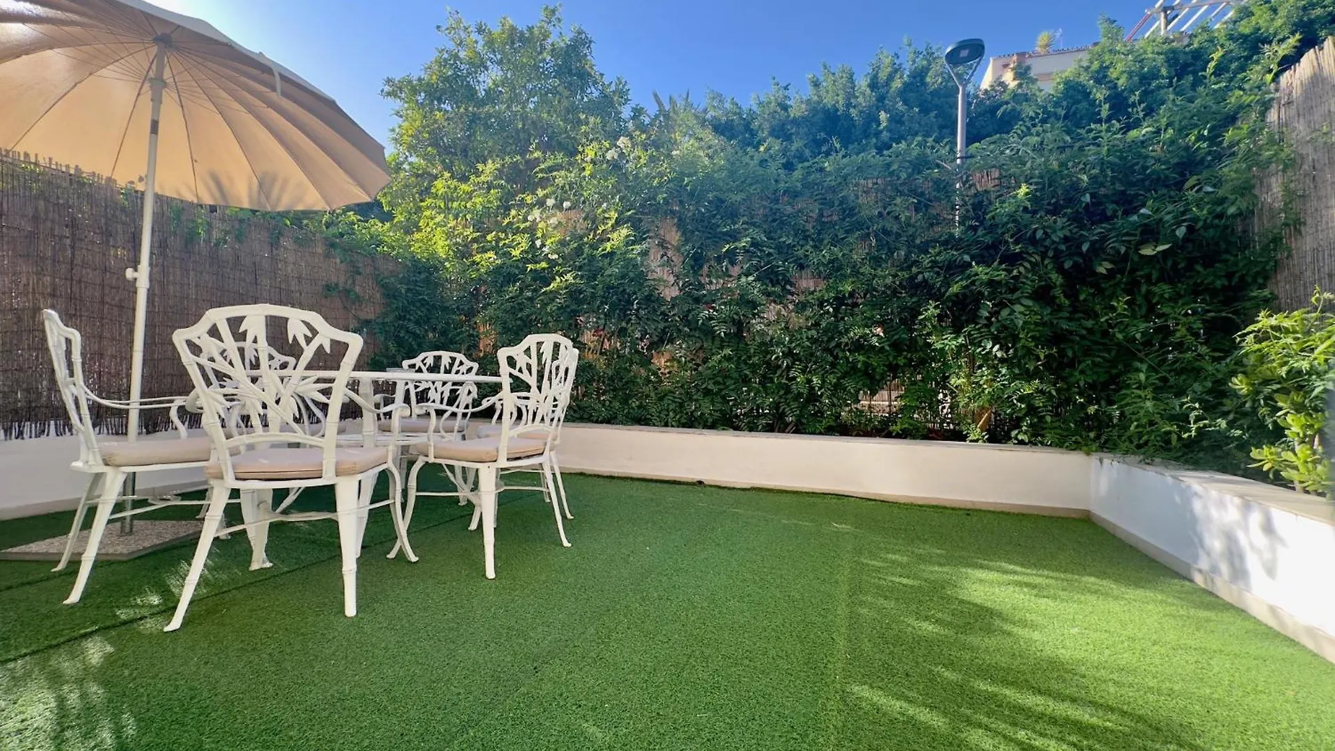 Urbe10 Pries Suite Màlaga Apartmán